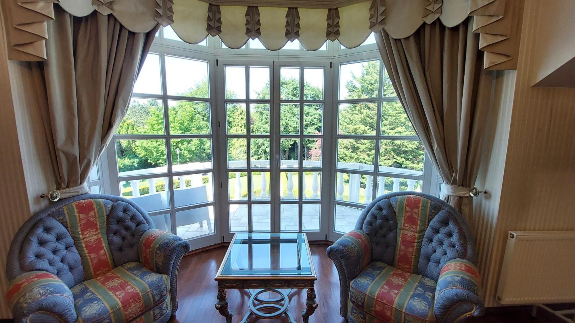ソンバトヘイCastle Garden ***アパートメント 部屋 写真